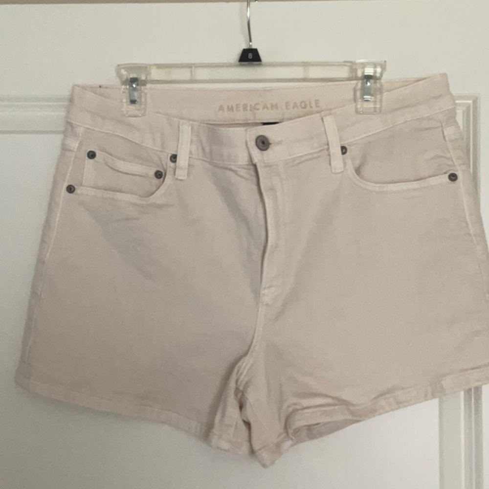 American Eagle Outfitters Women's Cream Shorts